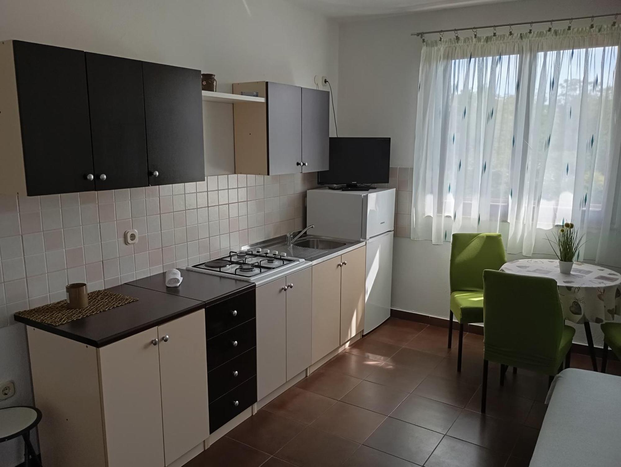 Apartments Nina Равні Екстер'єр фото