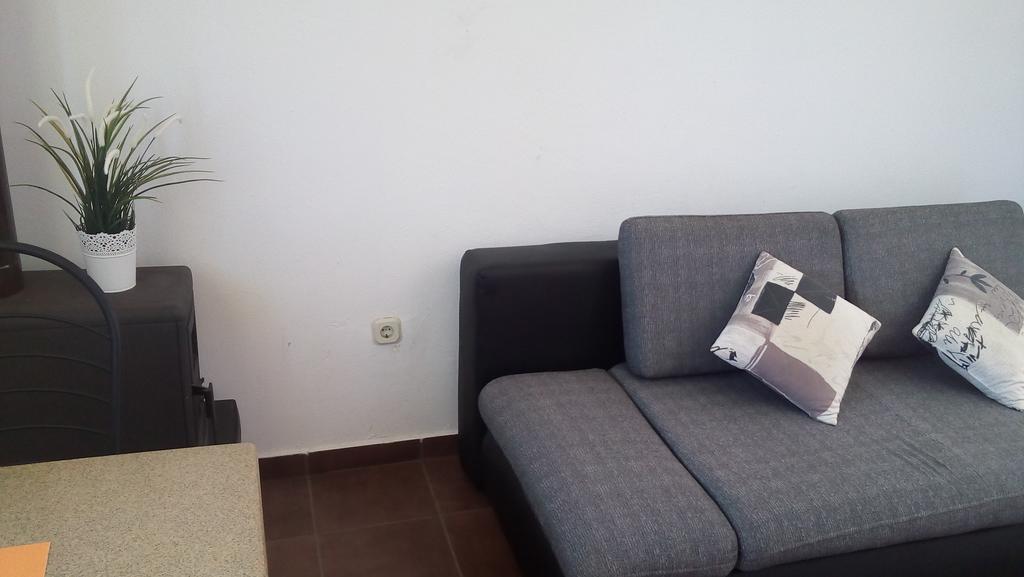 Apartments Nina Равні Екстер'єр фото